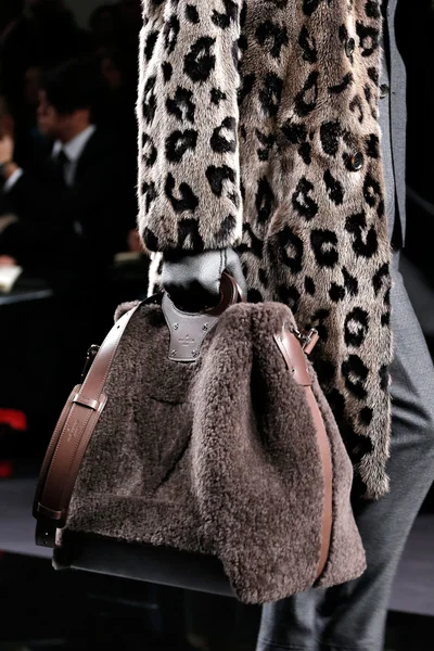 Look 41